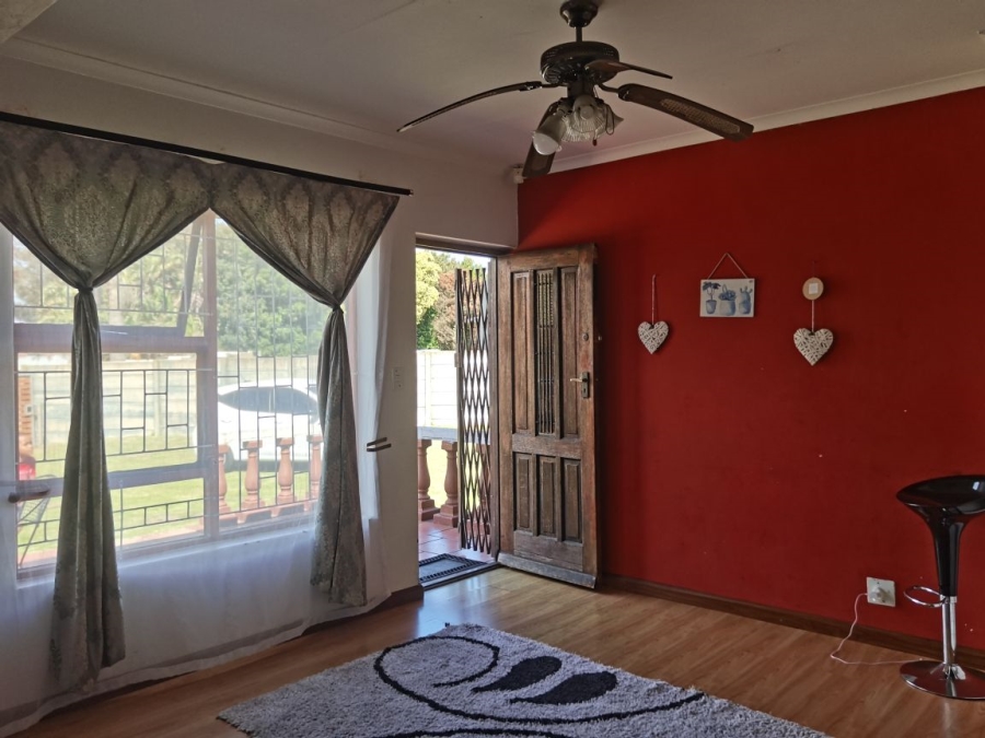 To Let 3 Bedroom Property for Rent in Sherwood Eastern Cape